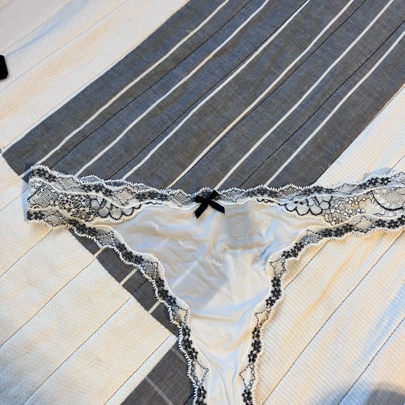 Intimate bundle - bridal like corset, push-up bra and sexy underwear set . - Picture 8 of 13